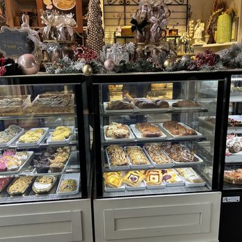 French Bakery - Bakeries Near Me - Hilton Head Island, South Carolina
