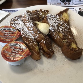 Chi Cafe - French Toast - short stack - Cafes Near Me - Boothwyn, Pennsylvania
