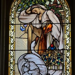 Surfside Adventure Tours - Stained glass at Craigdarroch Castle
