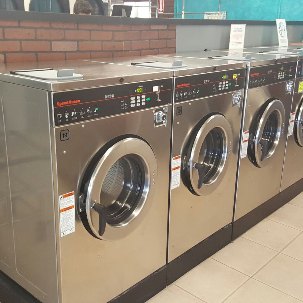 Turquoise Bubbles - Row of 5 triple washers two of which take debit / credit cards. - Laundromat Near Me - San Diego, California Turquoise Bubbles - Row of 5 triple washers two of which take debit / credit cards. - Laundromat Near Me - San Diego, California