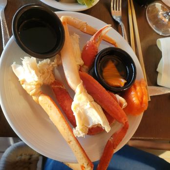100 Sails Restaurant & Bar - More crab legs - Buffets Near Me - Honolulu, Hawaii