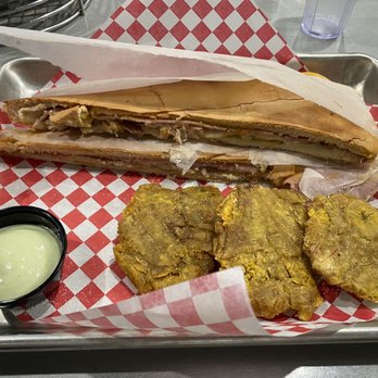 Francisco's Restaurant - Caribbean Near Me - Rochester, Minnesota