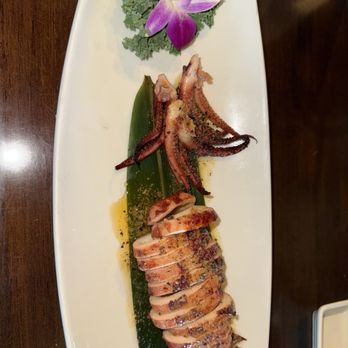 Aiko Asian Bistro - Calamari Steak - Sushi Bars Near Me - Melville, New York