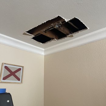 Hole In The Wall - Drywall Installation & Repair Near Me - Benicia, California