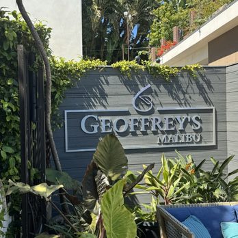 Geoffrey's Malibu - Location - Seafood Near Me - Malibu, California