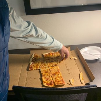 Rosati's Pizza - Thin crust cheese pizza - Pizza Near Me - St Charles, Illinois Rosati's Pizza - Thin crust cheese pizza - Pizza Near Me - St Charles, Illinois