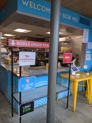 Bon Me - Fresh Pond / Alewife by null