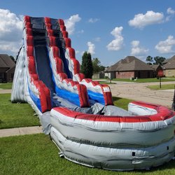 B & M Inflatables - 20' Titanium