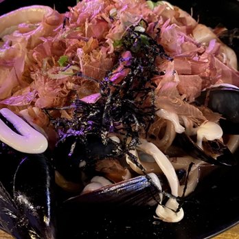 MeNami - Seafood yaki udon - Japanese Near Me - Toronto, Ontario