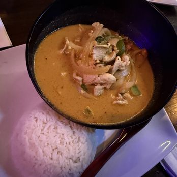 Nom’s Kitchen - Thai Near Me - Corp Christi, Texas