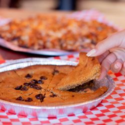 Curry Pizza House Kent - 8" Chocolate Chip Cookie