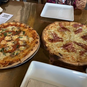 Luccas Pizza - Pizza Near Me - Sacramento, California Luccas Pizza - Pizza Near Me - Sacramento, California