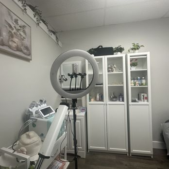 Jenny Nails Salon - Waxing Near Me - Seattle, Washington