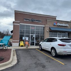 DeWinter Eye Care Center - Exterior entrance