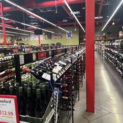 Lee's Discount Liquor - Lees on Horizon Ridge.
