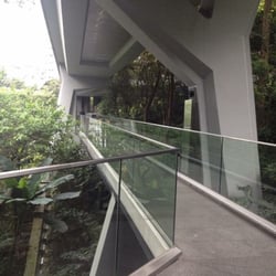 麥禮賢夫人藝術館 - Taken over by the cross between modern architecture and urban oasis.