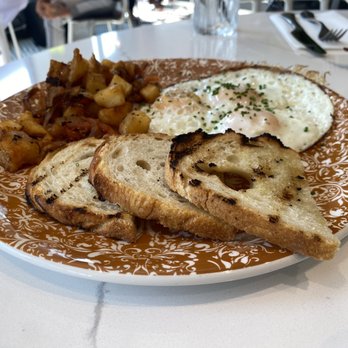 The Great Commoner - Breakfast & Brunch Near Me - Dearborn, Michigan The Great Commoner - Breakfast & Brunch Near Me - Dearborn, Michigan