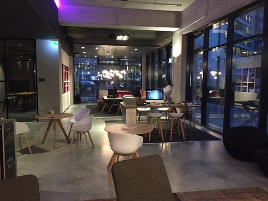 Moxy Frankfurt Eschborn by null