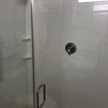 Courtyard by Marriott Bethesda Chevy Chase - Walk In Shower. - Hotels Near Me - Chevy Chase, Maryland Courtyard by Marriott Bethesda Chevy Chase - Walk In Shower. - Hotels Near Me - Chevy Chase, Maryland