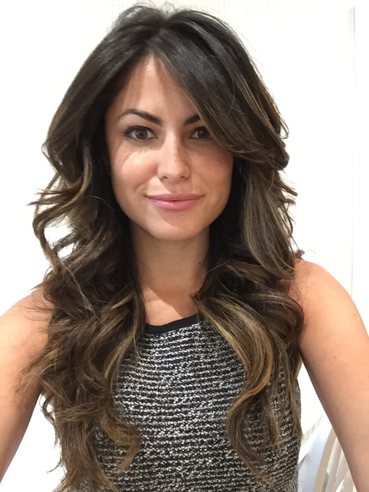 Aire Blow Dry  Bar Logo