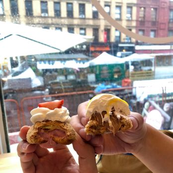 Barachou - Cream Puffs (Best Seller) - Desserts Near Me - New York, New York Barachou - Cream Puffs (Best Seller) - Desserts Near Me - New York, New York