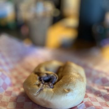 Pony Expresso - Stuffed blueberry bagel - Breakfast & Brunch Near Me - Winthrop, Washington