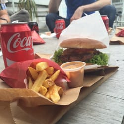 Burger Boat - Cheeseburgare.