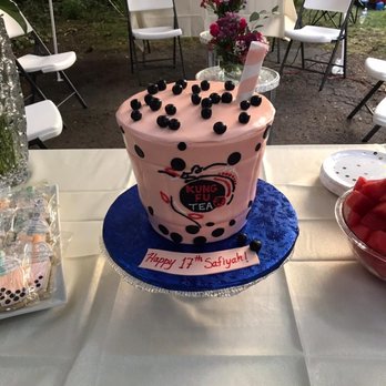 Thomas Cake Shop - Bakeries Near Me - Troy, Michigan