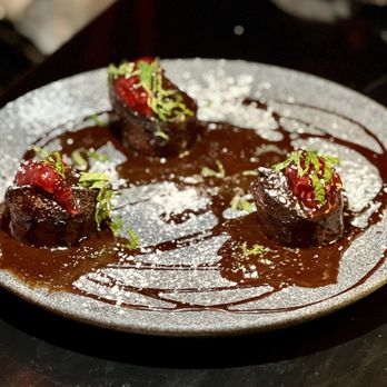 Polly’s - Chocolate cake - Speakeasies Near Me - New York, New York Polly’s - Chocolate cake - Speakeasies Near Me - New York, New York