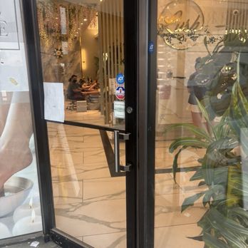 Lush Nail Spa - Nail Salons Near Me - Cumberland, Rhode Island