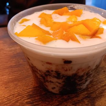 Ice Dream - Black sticky rice and mango with coconut milk - Bubble Tea Near Me - Sacramento, California Ice Dream - Black sticky rice and mango with coconut milk - Bubble Tea Near Me - Sacramento, California