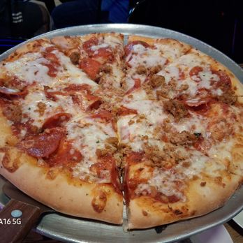 Bambino Felice - Pepperoni and Sausage crumbs pizza is very doughie. - Italian Near Me - La Puente, California