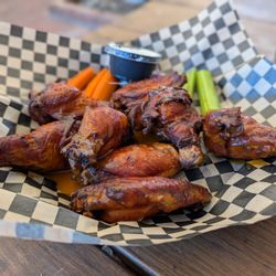 OB Brewery - Buffalo wings