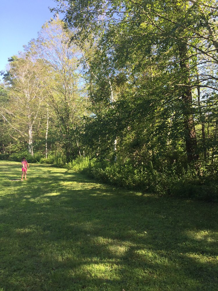 ARROWHEAD GROVE Updated September 2024 1083 Amity Rd, Bethany