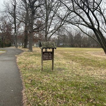 Walsh Park - Parks Near Me - Louisville, Kentucky