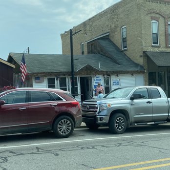 The Loon's Nest - a silver truck and a red truck - Breakfast & Brunch Near Me - Fife Lake, Michigan The Loon's Nest - a silver truck and a red truck - Breakfast & Brunch Near Me - Fife Lake, Michigan