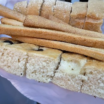 Casa Tua - Bread basket - Italian Near Me - Miami Beach, Florida