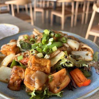 Rim Talay - Tofu Drunken Noodles - Thai Near Me - Long Beach, California Rim Talay - Tofu Drunken Noodles - Thai Near Me - Long Beach, California