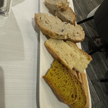 Ambrosia Rooftop Restaurant & Bar - Artisanal bread - Italian Near Me - Rome, RM