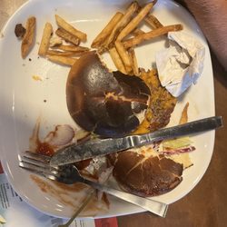 Boston Pizza - Burger!