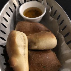 Carlucci's Bistro - 1/2 Loaf Garlic Bread