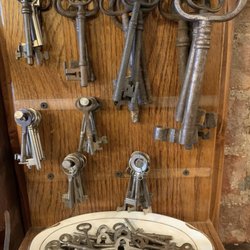 Yardsale Cafe - And on the way you can always buy some antiques