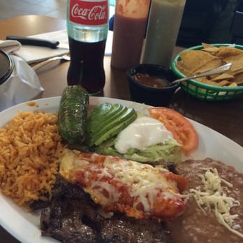 El Gallo Giro - Tampiquena - Mexican Near Me - Chicago, Illinois El Gallo Giro - Tampiquena - Mexican Near Me - Chicago, Illinois