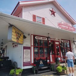 Marilla Country Store - Country Sunday drive.