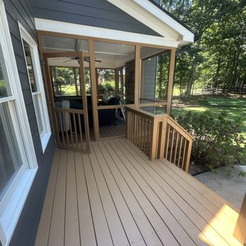 Lina’s Service - Porch painting and replace bord - Painters Near Me - Covington, Georgia