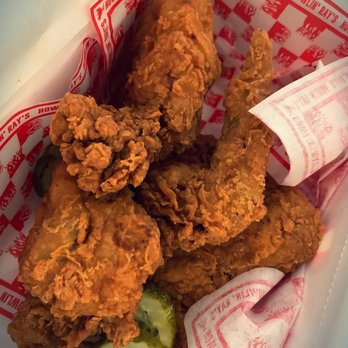 Howlin' Ray's - Chicken wings - Southern Near Me - Los Angeles, California