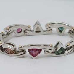 Plymouth Jewelry & Gifts