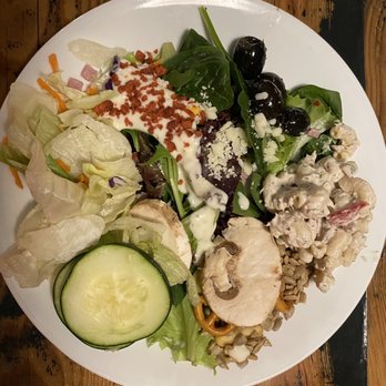 Pizza Pub - Salad. - Pizza Near Me - Wisconsin Dells, Wisconsin
