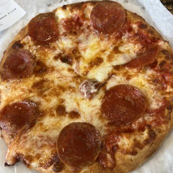 IL Primo Pizza & Wings - 8" pepperoni. Hot. Like Super Hot. Like don't-touch-it-for-10-minutes hot. Free steam facial if you hold your face over the pizza. - Pizza Near Me - Naples, Florida IL Primo Pizza & Wings - 8" pepperoni. Hot. Like Super Hot. Like don't-touch-it-for-10-minutes hot. Free steam facial if you hold your face over the pizza. - Pizza Near Me - Naples, Florida