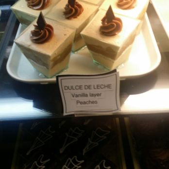 Chocolada Bakery & Cafe - Dulce de leche with peaches - Bakeries Near Me - Hollywood, Florida Chocolada Bakery & Cafe - Dulce de leche with peaches - Bakeries Near Me - Hollywood, Florida